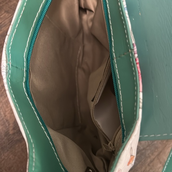 L'Artigiano Italian Genuine Leather Crossbody Bag Teal Floral - Picture 6 of 12